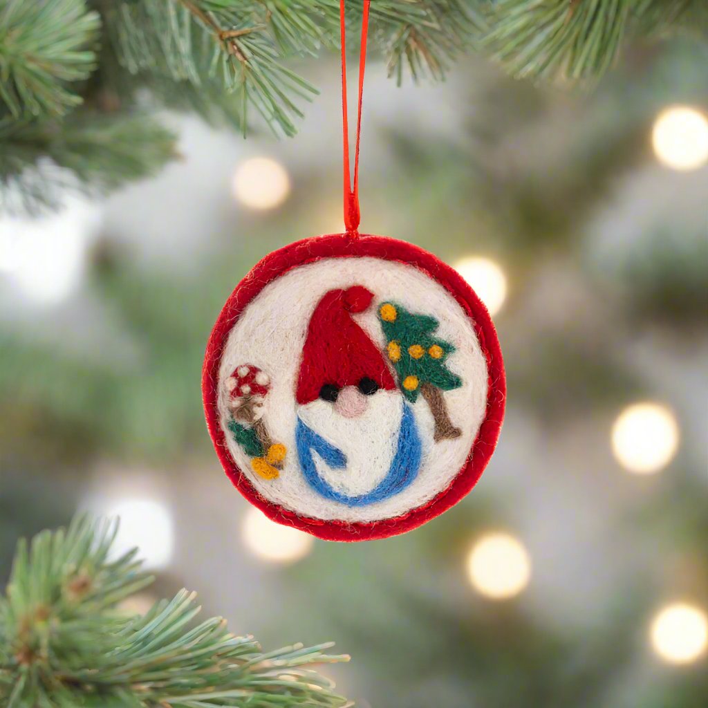 WoolHolidayIconDiskOrnamentbyGanzUSA_83293_Gnome